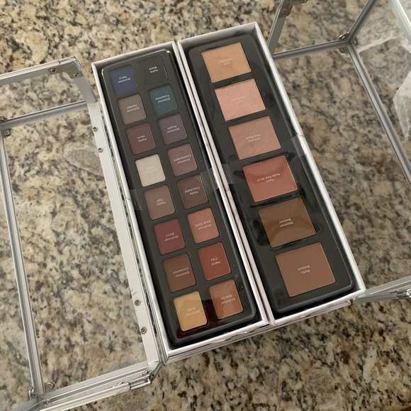 NEW!! Ultra GLAM kit!! Three layers... dozens !🌟 - Picture 4 of 9